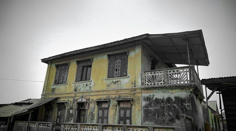 Att bygga ut ett gammalt hus.